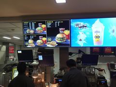 -麦当劳(江湾镇店)