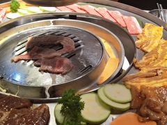 -哈哈碳都·牛肋条无限自助烤肉(台江万达店)