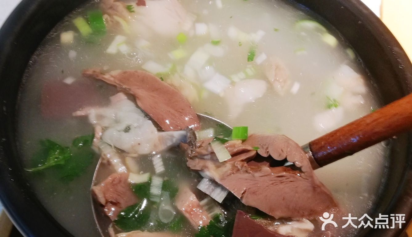天冷了，喝碗羊汤热热身吧[调皮][调皮]
