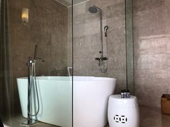 客房浴室-大理无舍度假酒店