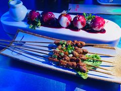-网红丛林音乐烤吧