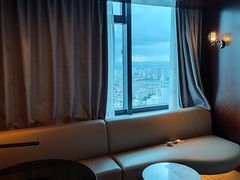 -上海龙之梦万丽酒店