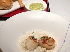 -弦月窗LUNETTE BY AMANDA(复兴路店)