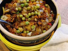 黑三剁配薄饼-雀舞云南菜(乐客城店)