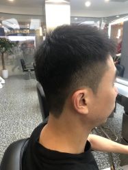 -川和潮人