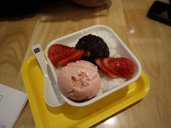 雪山草莓-满记甜品(王府井北京市百货大楼店)