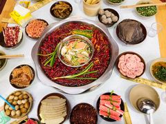 -正贰捌经重庆老火锅(建设路店)