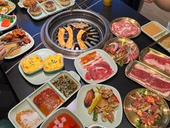 -梨花自助烤肉(西三旗万象汇黑金店)