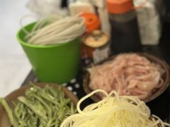 -黄潇洒老火锅(九眼桥宏济巷店)