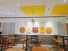 大堂-麦当劳(百联西郊购物中心店)