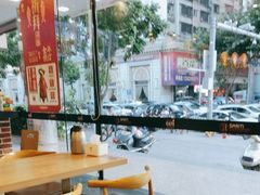 -裕记烧腊连锁餐饮(国商分店)