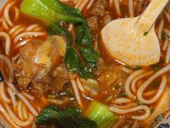 -鑫花溪牛肉米粉(东环大润发店)