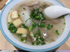 油豆腐牛肉粉丝汤-小杨生煎(湟普汇店)