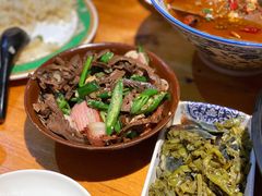 干笋子炒腊肉-禧福徕盆盆香川菜馆