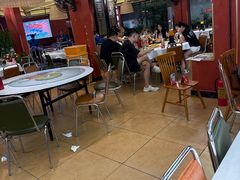 -刘姐啤酒鱼民族演艺餐厅(西街总店)