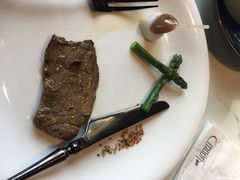 香草盐烤牛小排-岁粤Moon·湖景餐厅(月光码头店)