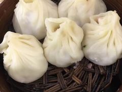 蟹粉小笼包-常鲜德乐购迎桂馒头店(麻巷公寓店)