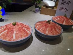 肥牛-锤头鲨毛肚海鲜烤肉自助餐厅(国购广场店)