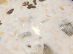 -志龙皇冠吃货椰子铺