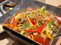 -川堂风·跷脚牛肉·乐山爆炒(宝山日月光店)