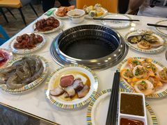 -布罗城堡自助烧烤(鸿通城购物中心店)