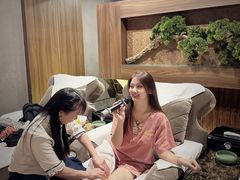 -臻享养生·SPA·影院式足道(汇臻店)