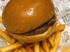 儿童餐-The Habit Burger Grill 哈比特汉堡(爱琴海店)