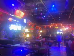 -喜鹊音乐酒馆(西街店)