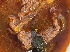 -沈记酸菜牛肉火锅店(九号路店)
