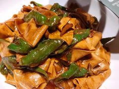 -八府香鸭·啫啫煲(华山路店)