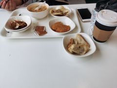 -浦东图书馆读者餐厅