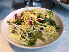 藜麦牛油果时蔬沙拉-悦融·京鲁菜·露台花园(安定门店)