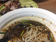 -茶花妹子云南餐厅(传媒大学店)
