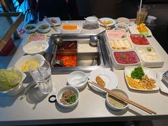 -海底捞火锅鲜切牛肉主题店(长寿路店)