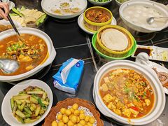 -鱼头泡饭·湖北菜·非物质文化遗产(岳家嘴总店)