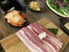 鲜五花肉-香猪坊韩国烤肉专属门店(魏公村店)