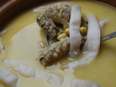 骨鳝炖沙虫汤-御唐府海珊瑚主题餐厅