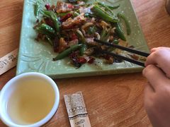 -邛海风味特色菜馆