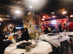 大堂-鲜入围煮花胶鸡海鲜火锅