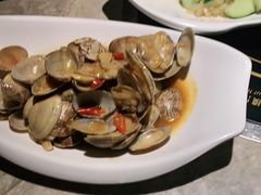 -沪小胖小龙虾(淮海中路旗舰店)