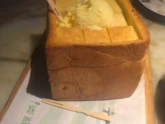 面包诱惑-绿茶餐厅(同成街华联店)