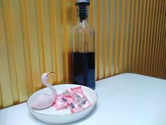 餐具摆设-米兜兜米粉·新疆料理(川大店)