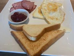 -必胜客(欧亚卖场店)