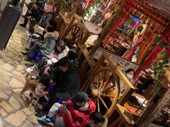 -老牌坊云南鱼豆花火锅(爱建店)