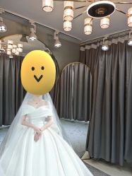 -衣贝姿婚纱礼服馆