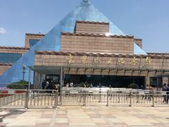 -上海市龙华烈士陵园