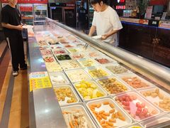 -尚品海鲜肥牛自助火锅(湖明店)