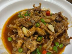 -董厨煨汤馆(车站路店)