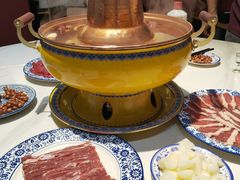 -一只羊·铜锅涮羊肉烧烤