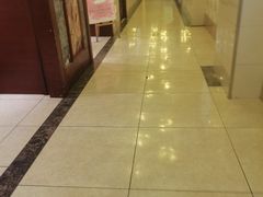 -一家人(凯旋路店)